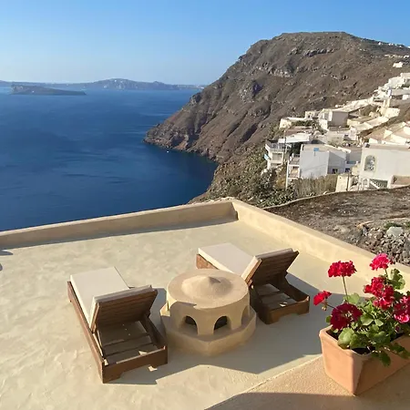 Kamari Real Living, With Caldera Views And Jacuzzi Nyaraló Thirasziá