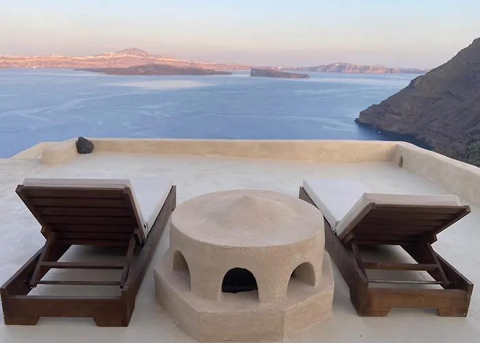 Kamari Real Living, With Caldera Views And Jacuzzi Nyaraló Thirasziá