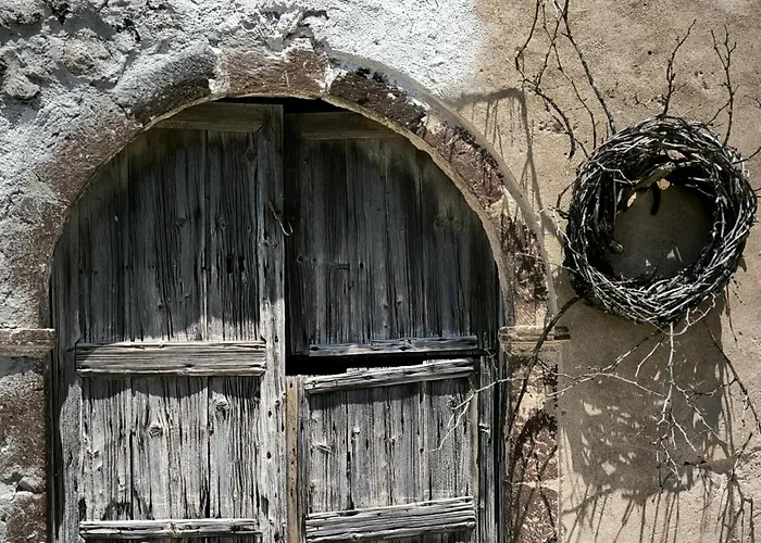 Kamari Real Living, With Caldera Views And Jacuzzi Nyaraló Thirasziá