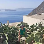 Kamari Real Living, With Caldera Views And Jacuzzi *