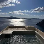 Semesterbostad Kamari Real Living, With Caldera Views And Jacuzzi *