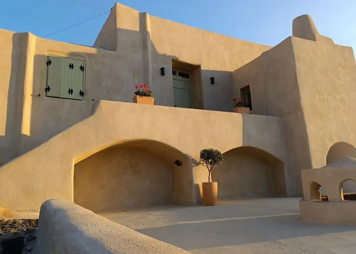 Ferienhaus Kamari Real Living, With Caldera Views And Jacuzzi Thirasia