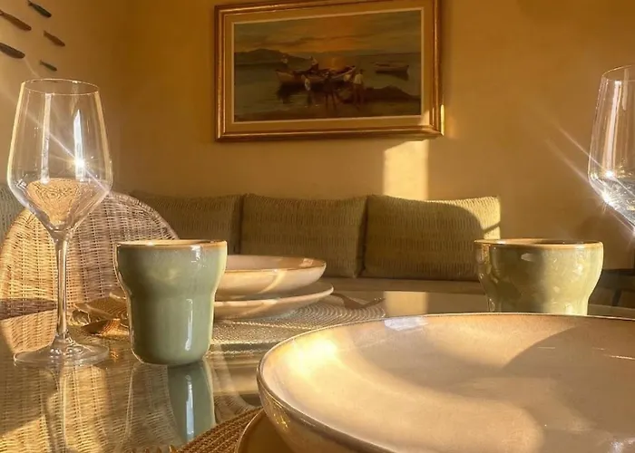 Сasa de vacaciones Kamarí Real Living-canava House With Caldera Views *